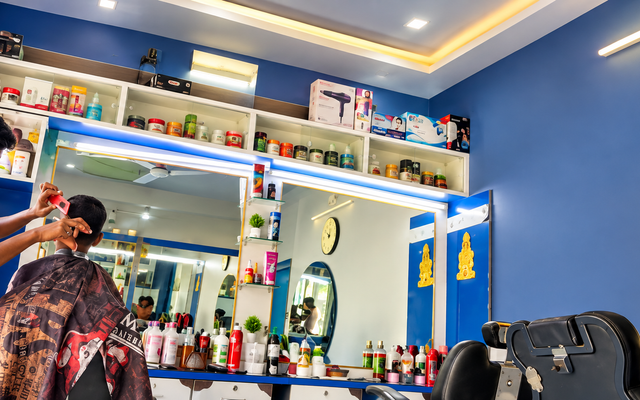 Ajay star saloon, Salon in Domchanch, Domchanch
